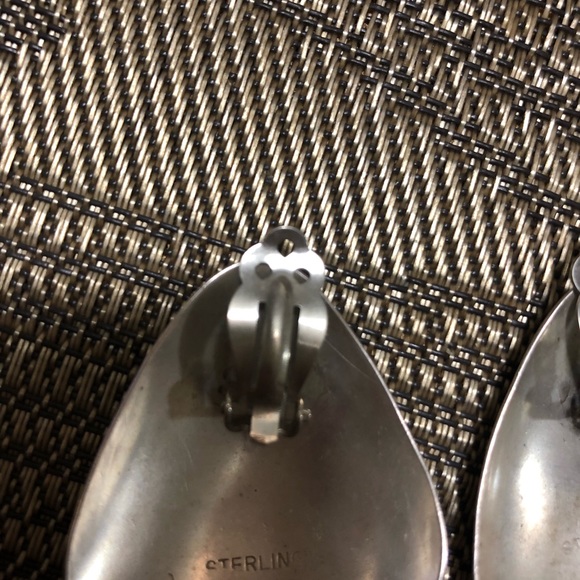 Sterling Silver Teardrop vintage earrings - Picture 7 of 8